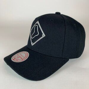 Chicago White Sox MLB Black Mitchell & Ness Pro Crown Fit Snapback Hat New